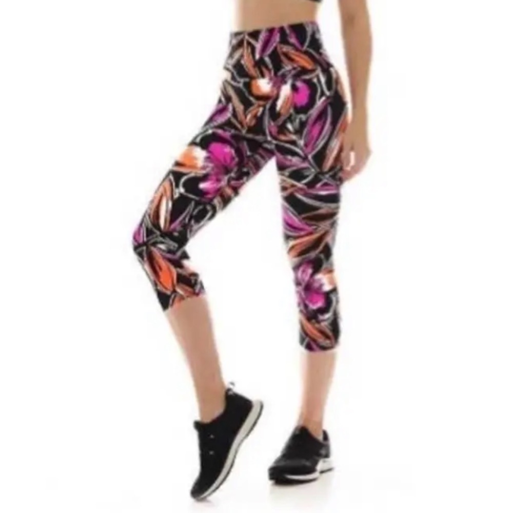 K Deer Leggings Small Capri Length Floral Crush Black Pink Sz S